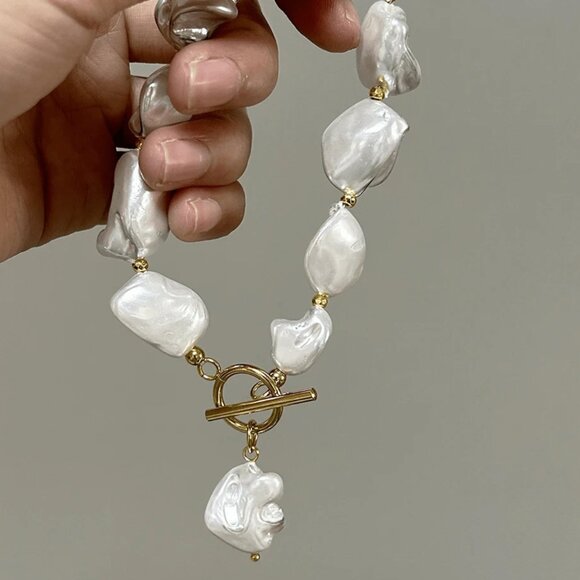 GRANTDENE STATEMENT BRACELET - Picture 1 of 4